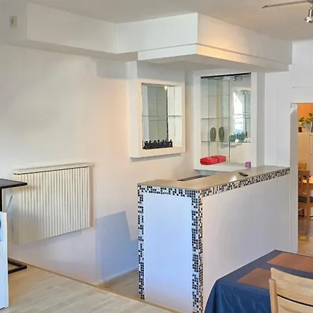 Bright & Spacious In Graz