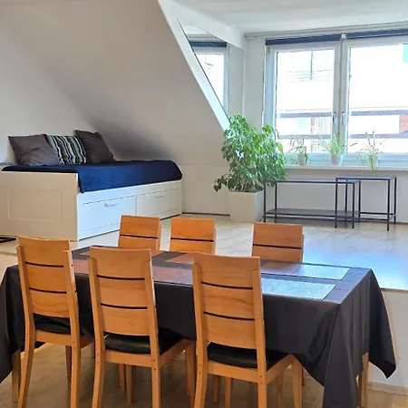 Bright & Spacious In