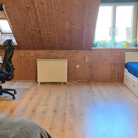 Апартаменты Bright & Spacious In