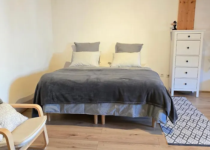 Bright & Spacious In *