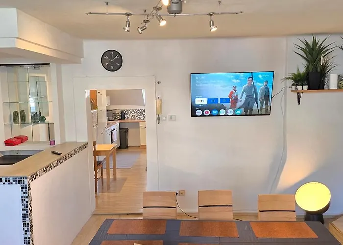 Bright & Spacious In Appartement Graz